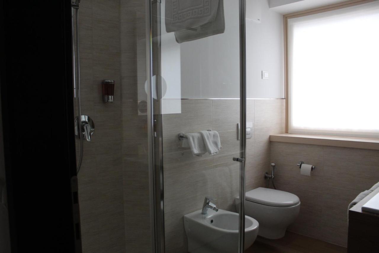 Dolceambiez Apartments Dorsino Luaran gambar
