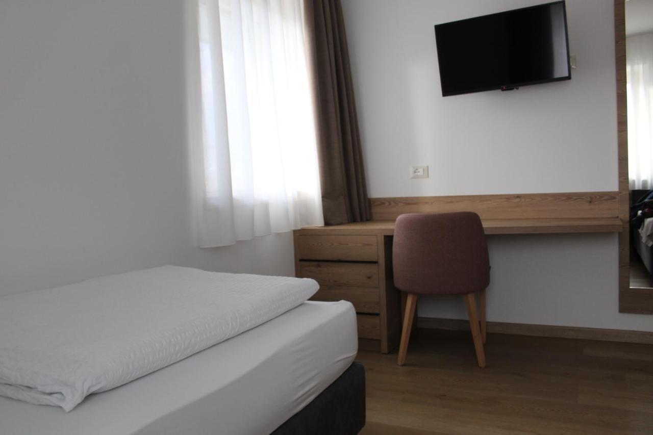 Dolceambiez Apartments Dorsino Luaran gambar